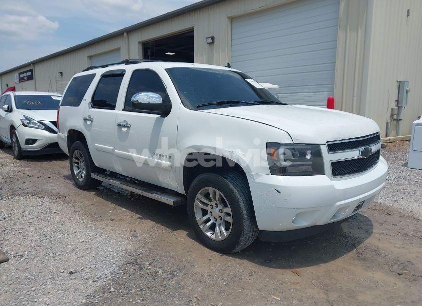 2007 Chevrolet Tahoe LTZ (VIN 1GNFC13JX7R256106) main photo