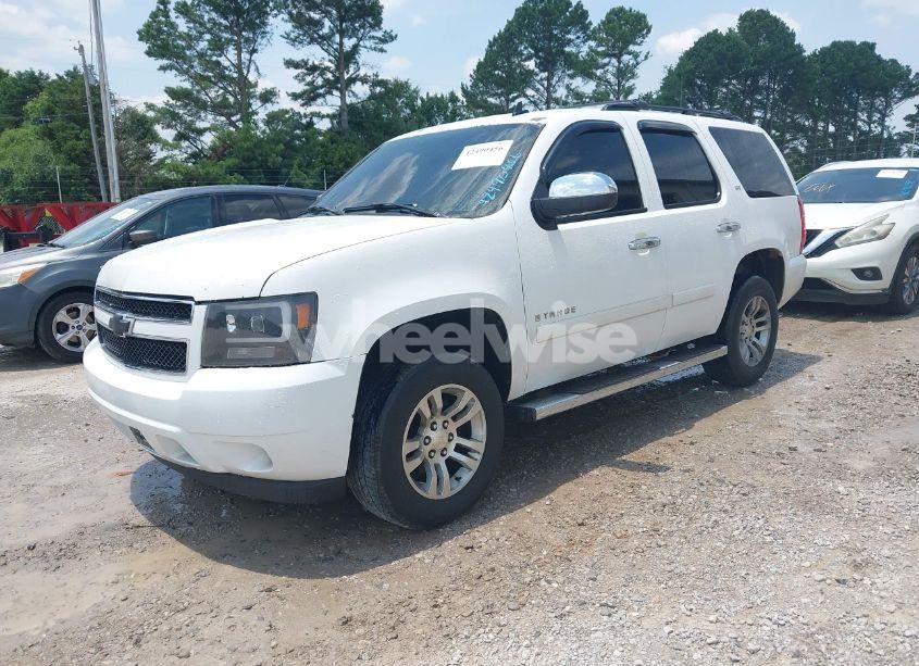 Photo 2 of 2007 Chevrolet Tahoe LTZ (VIN 1GNFC13JX7R256106)