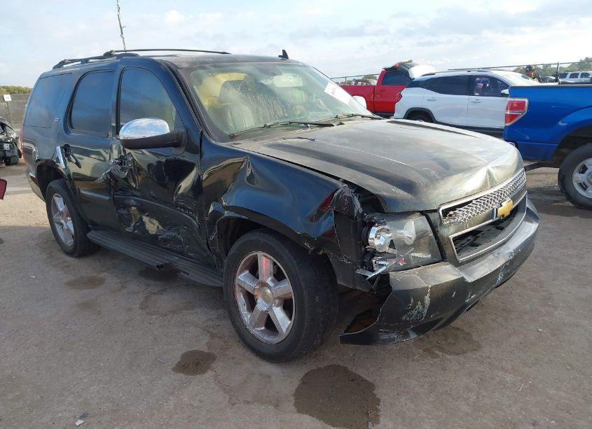 2008 Chevrolet Tahoe LTZ (VIN 1GNFC13JX8R118132) main photo
