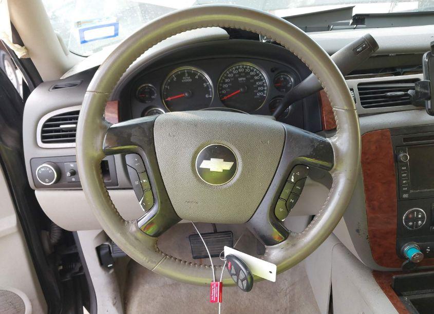 Photo 11 of 2008 Chevrolet Tahoe LTZ (VIN 1GNFC13JX8R118132)