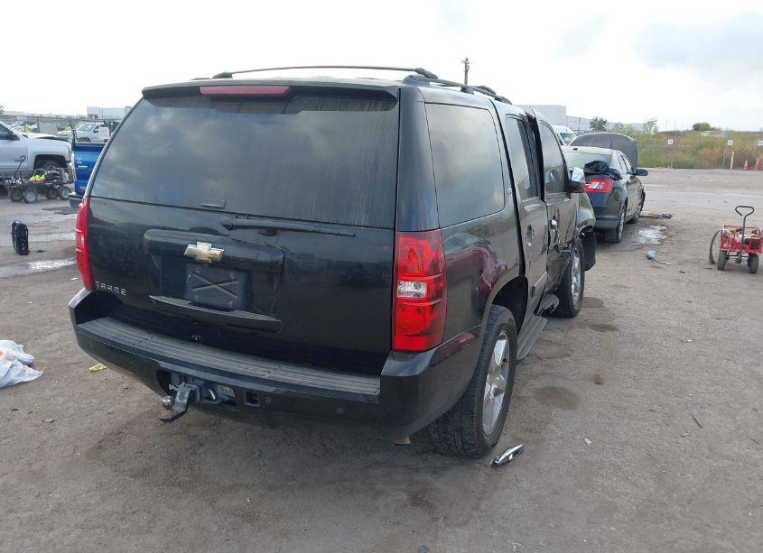 Photo 4 of 2008 Chevrolet Tahoe LTZ (VIN 1GNFC13JX8R118132)