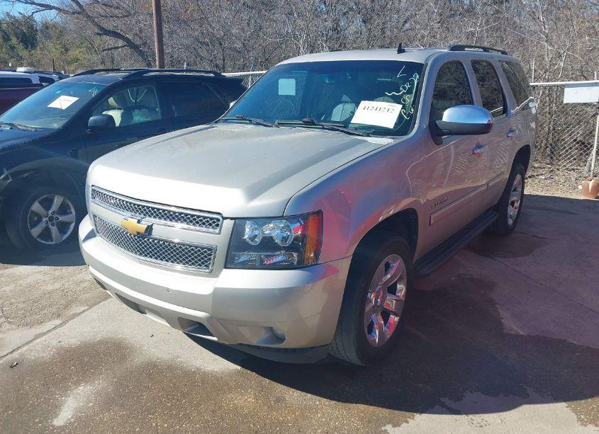 Photo 2 of 2008 Chevrolet Tahoe LT (VIN 1GNFC13JX8R238416)
