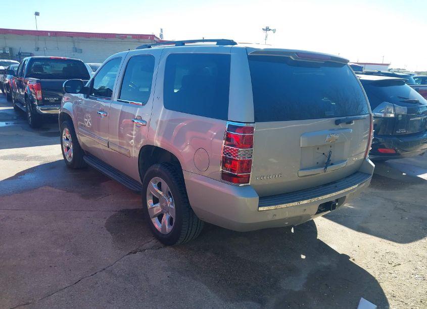 Photo 3 of 2008 Chevrolet Tahoe LT (VIN 1GNFC13JX8R238416)