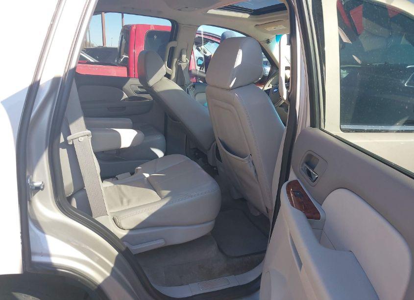 Photo 8 of 2008 Chevrolet Tahoe LT (VIN 1GNFC13JX8R238416)