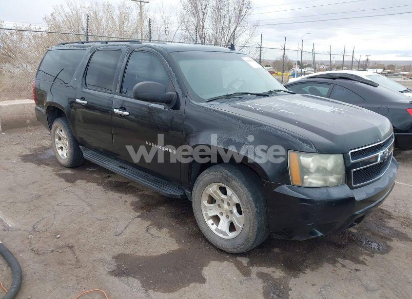 2007 Chevrolet Suburban 1500 LS (VIN 1GNFC16007J317898) main photo