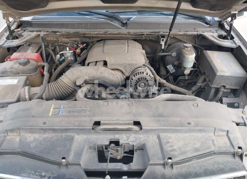 Photo 10 of 2007 Chevrolet Suburban 1500 LS (VIN 1GNFC16007R231427)