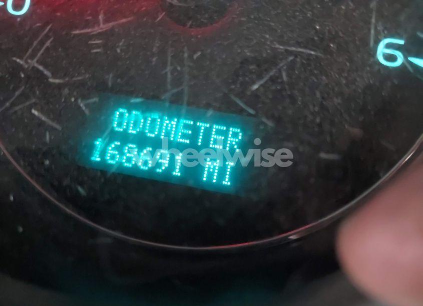 Photo 7 of 2007 Chevrolet Suburban 1500 LS (VIN 1GNFC16007R231427)