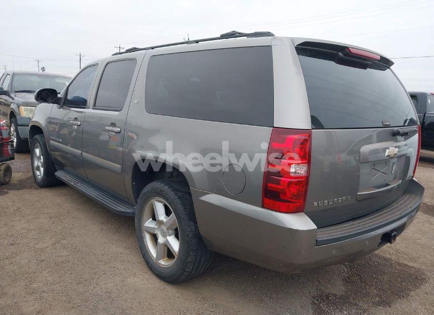 Photo 3 of 2008 Chevrolet Suburban 1500 LT (VIN 1GNFC16008J226762)