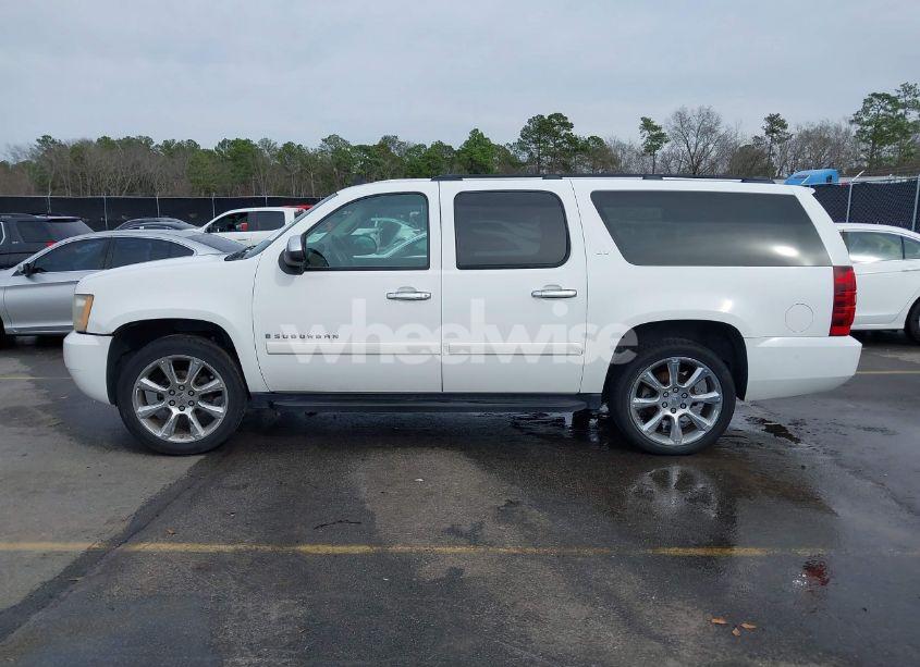 Photo 14 of 2008 Chevrolet Suburban 1500 LTZ (VIN 1GNFC16018R143195)