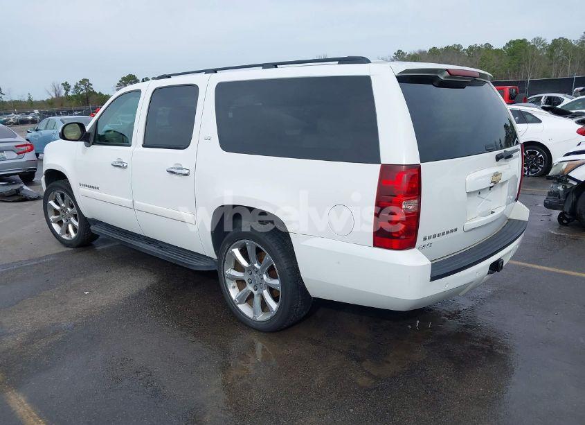 Photo 3 of 2008 Chevrolet Suburban 1500 LTZ (VIN 1GNFC16018R143195)