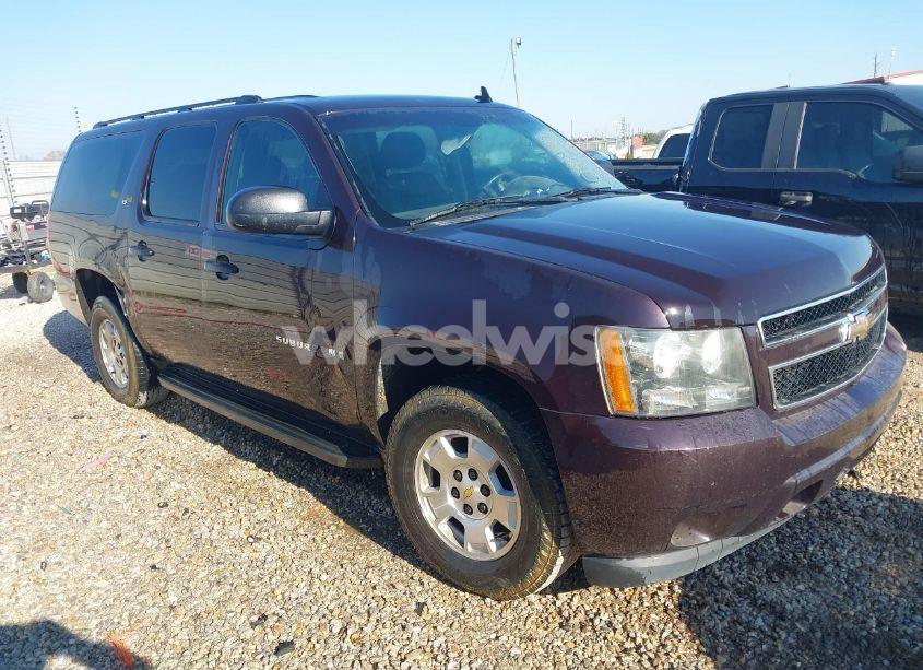 2009 Chevrolet Suburban 1500 LS (VIN 1GNFC16019R213344) main photo