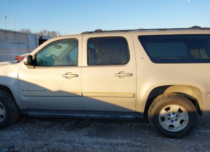 Photo 14 of 2007 Chevrolet Suburban 1500 LT (VIN 1GNFC16027J235512)