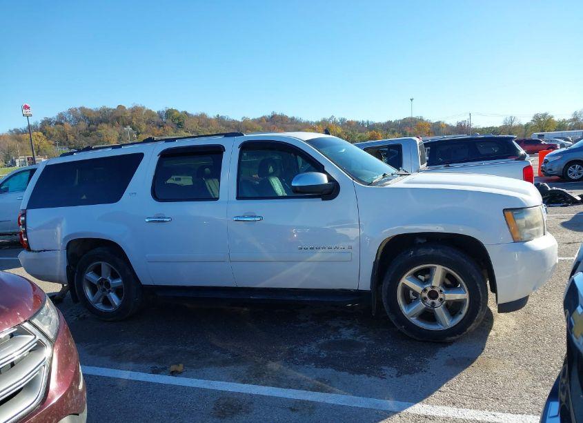 Photo 13 of 2008 Chevrolet Suburban 1500 LTZ (VIN 1GNFC16028R189361)