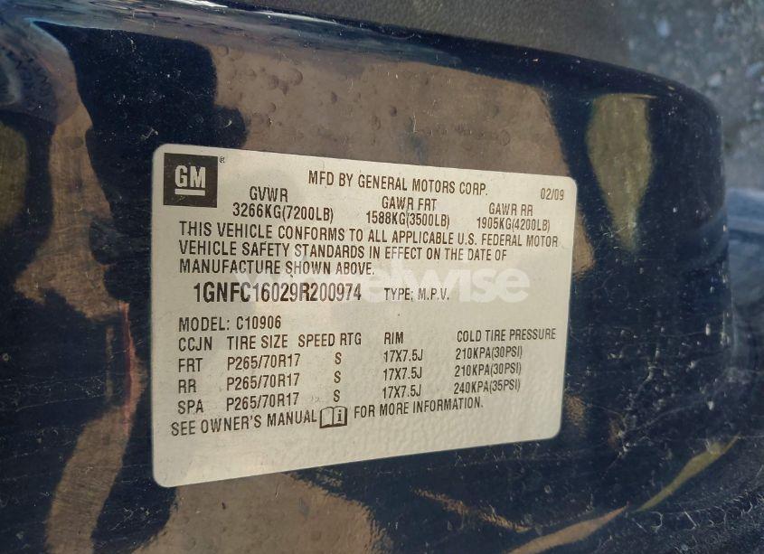 Photo 9 of 2009 Chevrolet Suburban 1500 LS (VIN 1GNFC16029R200974)