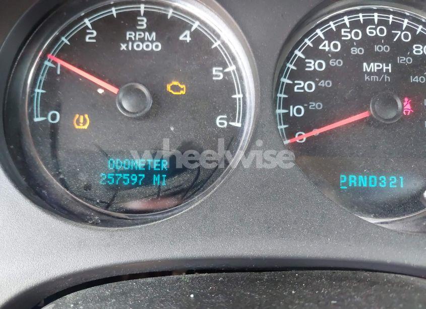 Photo 7 of 2008 Chevrolet Suburban 1500 LTZ (VIN 1GNFC16038R278002)