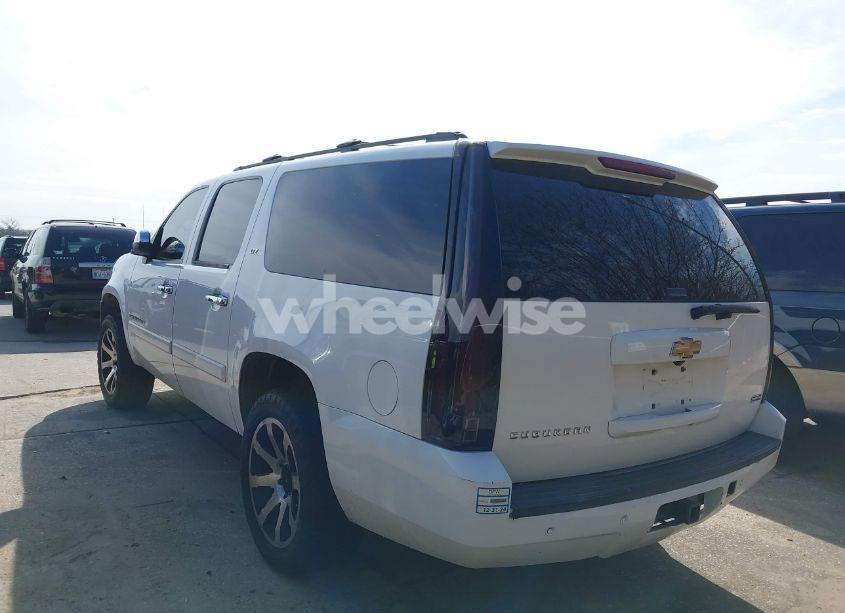 Photo 3 of 2008 Chevrolet Suburban 1500 LTZ (VIN 1GNFC16048R123605)