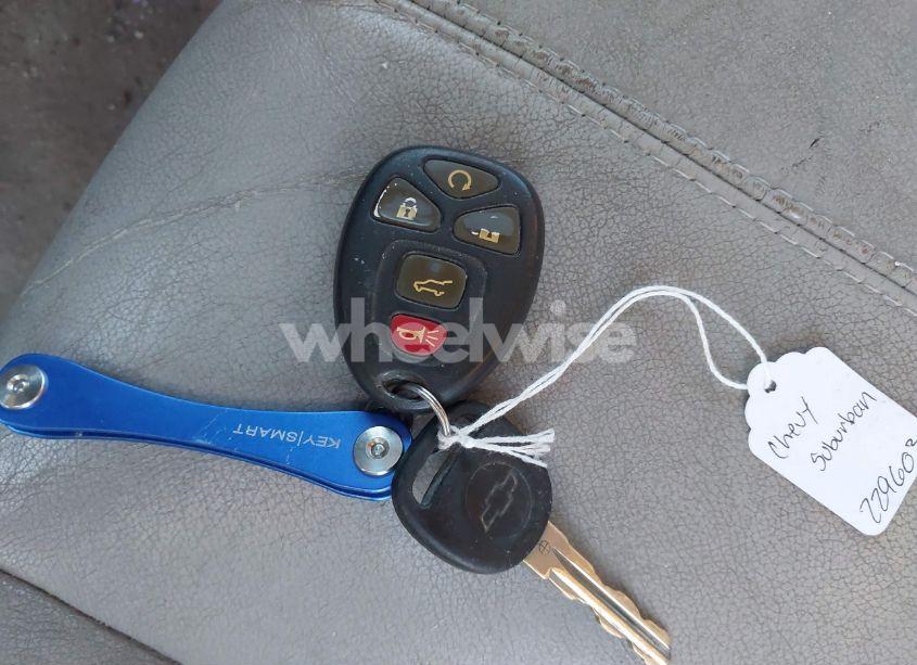 Photo 11 of 2008 Chevrolet Suburban 1500 LT (VIN 1GNFC16048R229603)