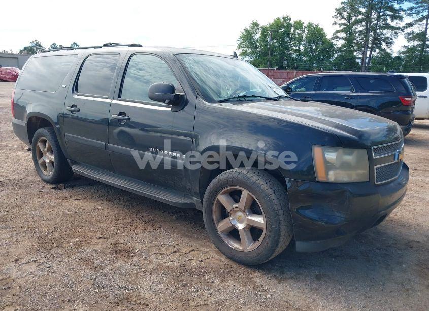 2007 Chevrolet Suburban 1500 LTZ (VIN 1GNFC16057R183102) main photo