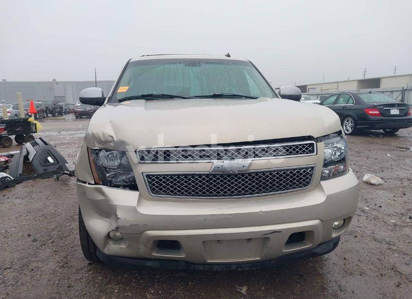 Photo 12 of 2007 Chevrolet Suburban 1500 LTZ (VIN 1GNFC16057R365396)