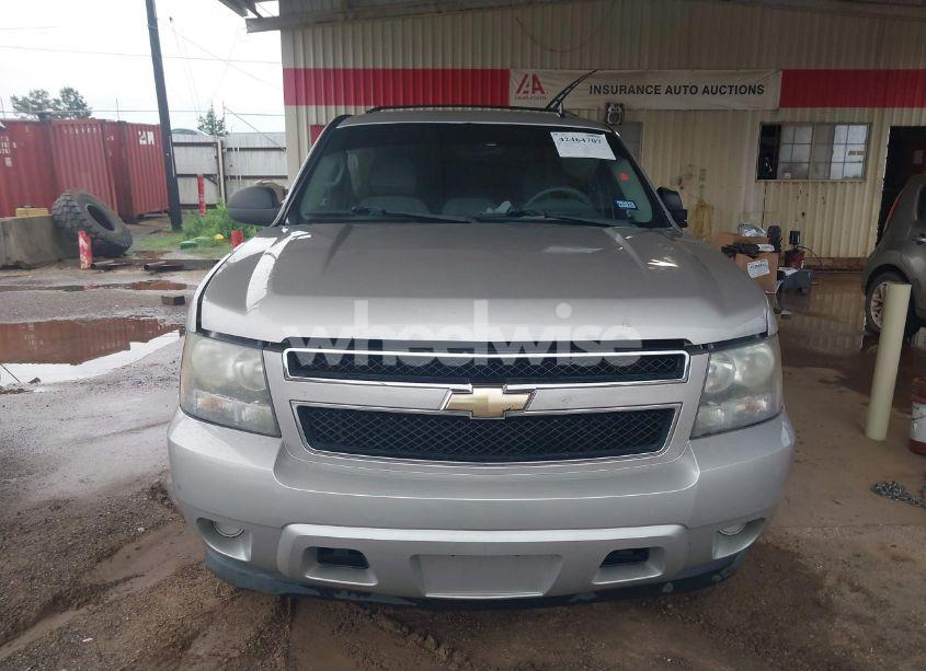 Photo 12 of 2008 Chevrolet Suburban 1500 LS (VIN 1GNFC16058R256647)