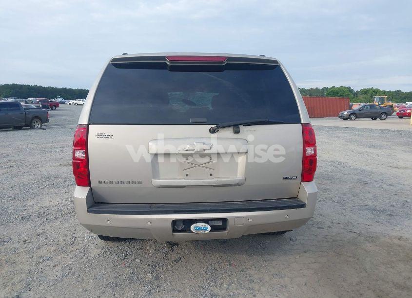 Photo 16 of 2007 Chevrolet Suburban 1500 LT (VIN 1GNFC16067J230068)