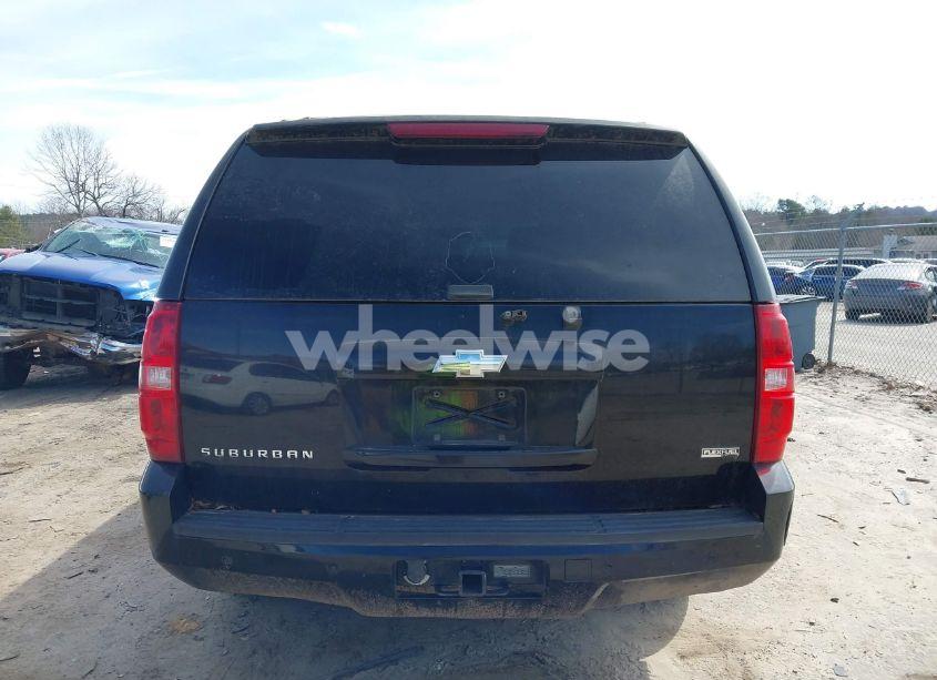 Photo 12 of 2008 Chevrolet Suburban 1500 LT (VIN 1GNFC16068R125923)