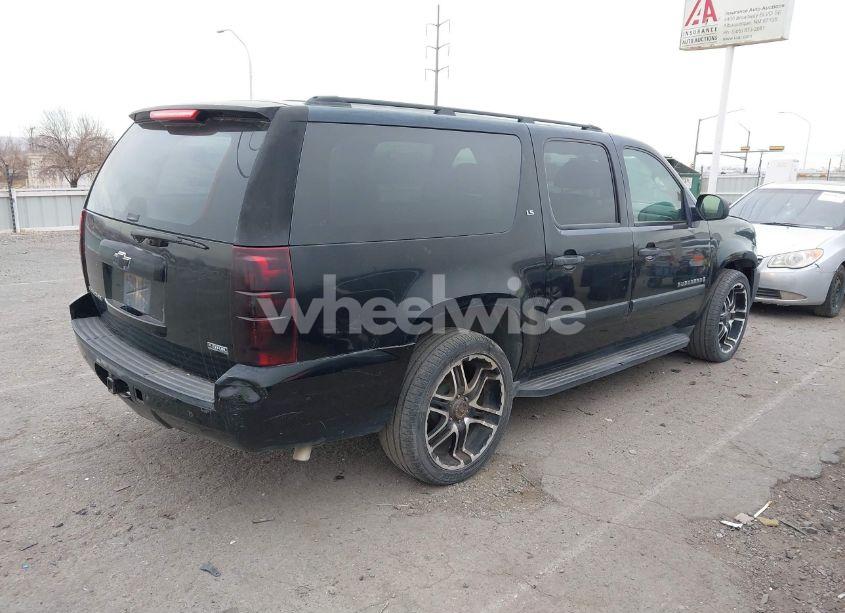 Photo 4 of 2007 Chevrolet Suburban 1500 LS (VIN 1GNFC16077R370096)