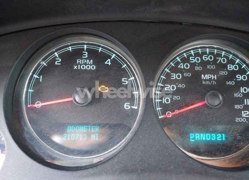 Photo 7 of 2008 Chevrolet Suburban 1500 LT (VIN 1GNFC16078J191766)