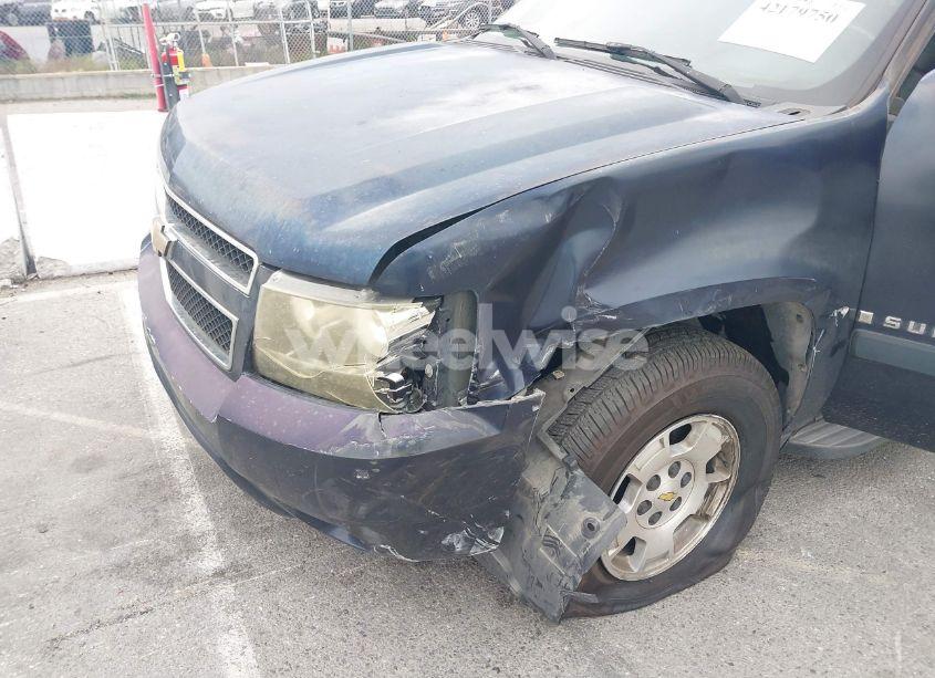 Photo 6 of 2008 Chevrolet Suburban 1500 LT (VIN 1GNFC16078R158042)