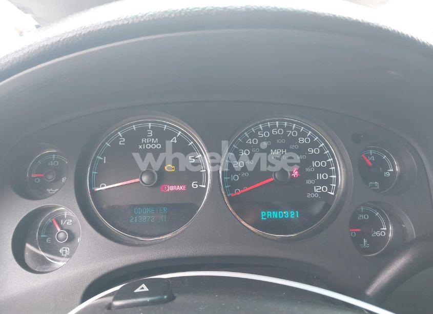 Photo 7 of 2008 Chevrolet Suburban 1500 LT (VIN 1GNFC16078R158042)