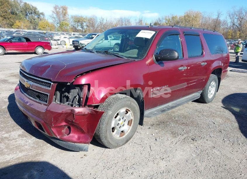 Photo 2 of 2009 Chevrolet Suburban 1500 LS (VIN 1GNFC16079R171214)