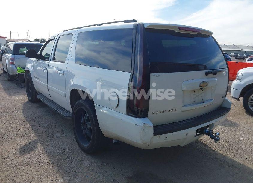Photo 3 of 2008 Chevrolet Suburban 1500 LT (VIN 1GNFC16088R121145)