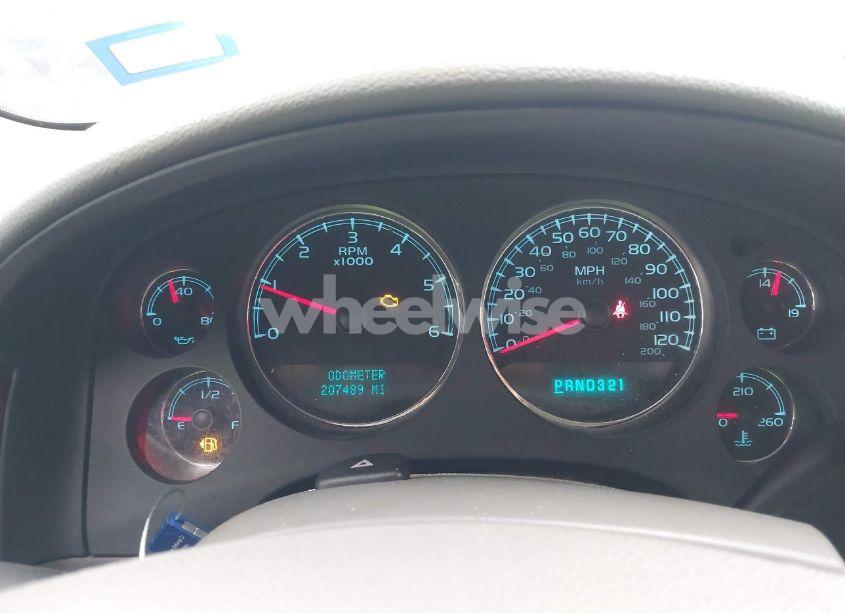 Photo 7 of 2008 Chevrolet Suburban 1500 LT (VIN 1GNFC16088R121145)