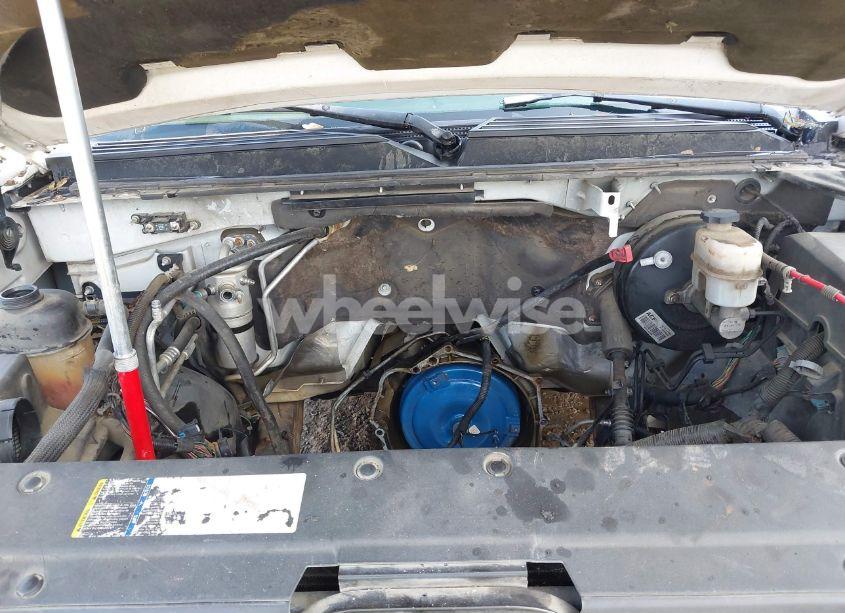 Photo 10 of 2007 Chevrolet Suburban 1500 LT (VIN 1GNFC16097R234245)