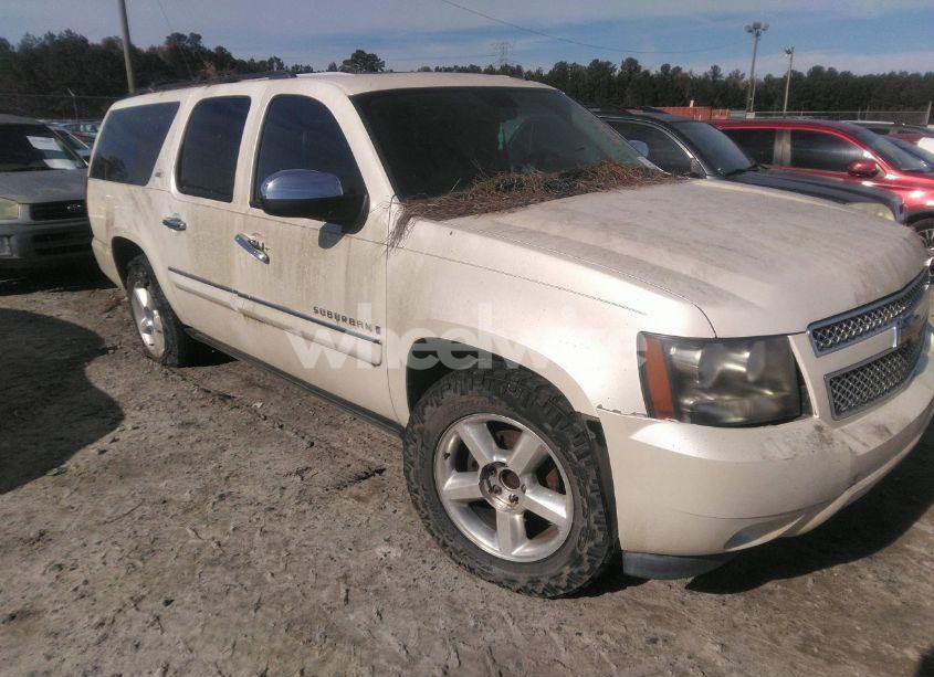 2008 Chevrolet Suburban 1500 LTZ (VIN 1GNFC16J28R219015) main photo