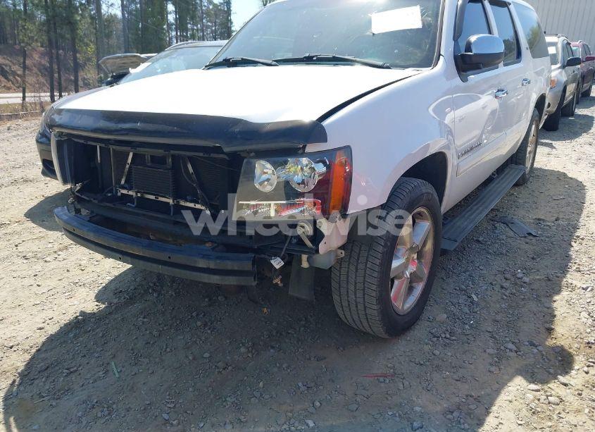 Photo 6 of 2008 Chevrolet Suburban 1500 LT (VIN 1GNFC16J38R160721)
