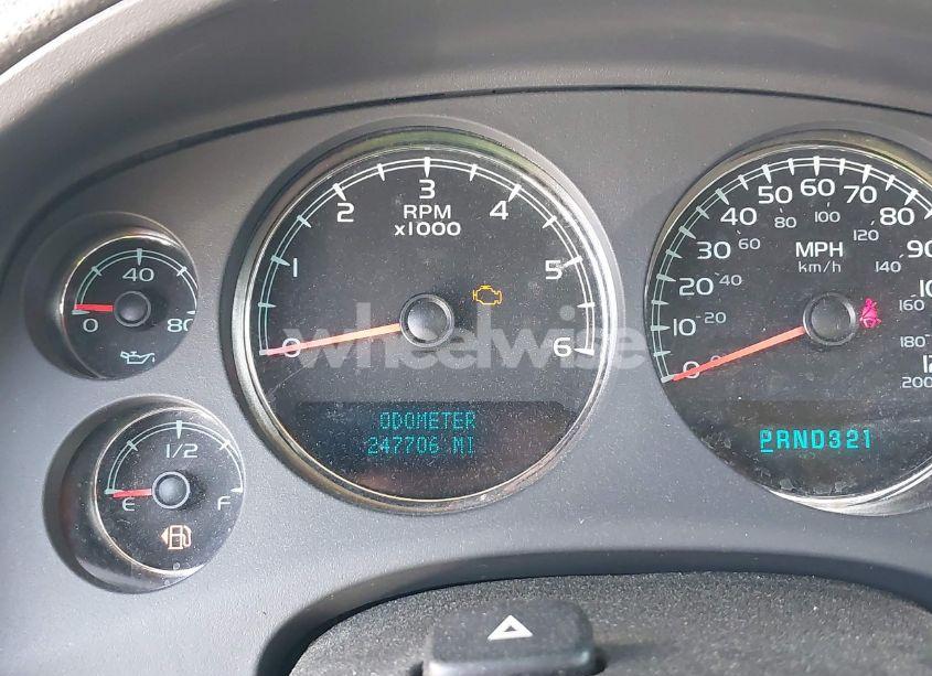 Photo 7 of 2008 Chevrolet Suburban 1500 LT (VIN 1GNFC16J38R160721)