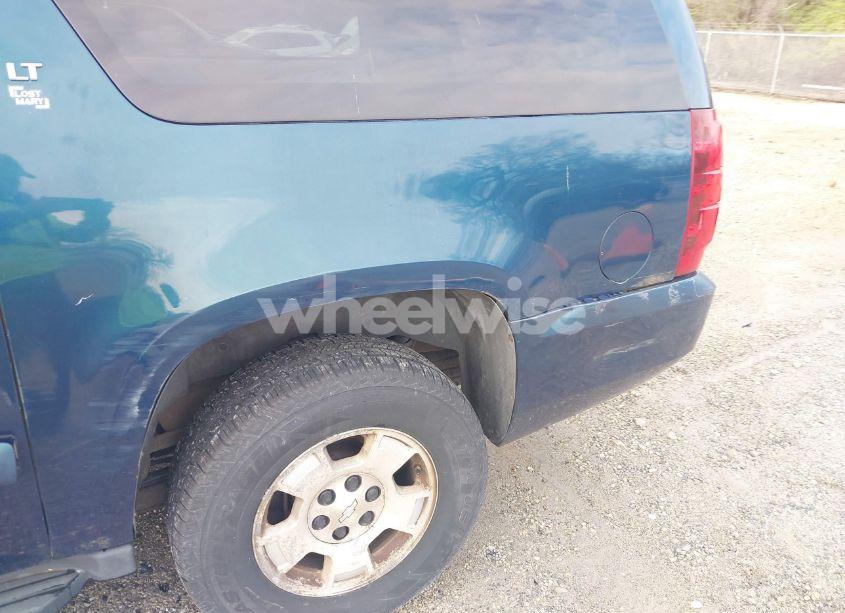 Photo 14 of 2007 Chevrolet Suburban 1500 LT (VIN 1GNFC16J47R207494)