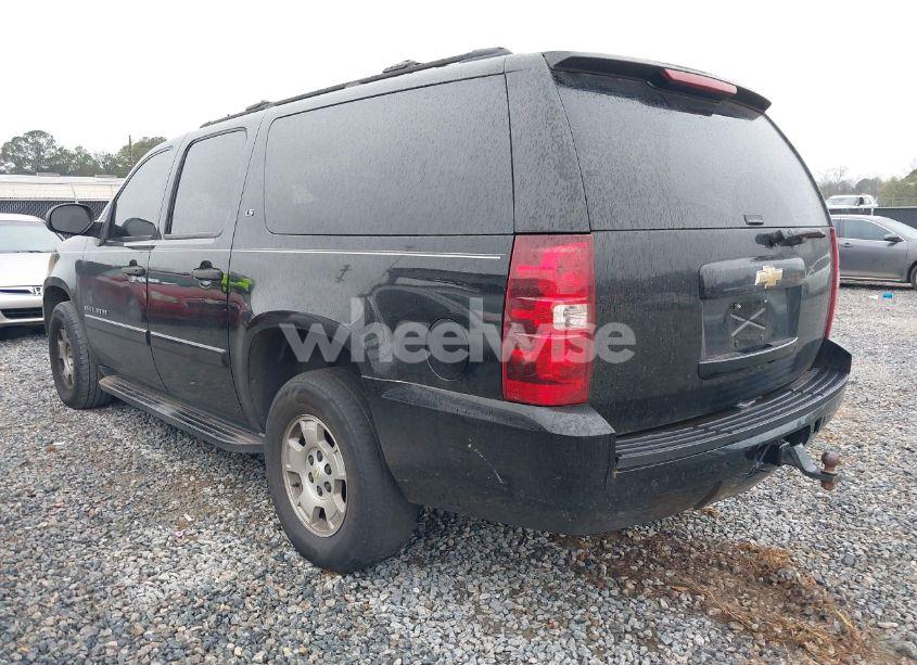 Photo 3 of 2008 Chevrolet Suburban 1500 LS (VIN 1GNFC16J58R142706)