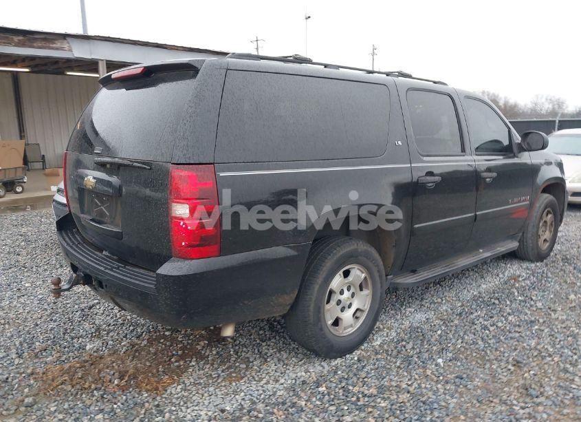 Photo 4 of 2008 Chevrolet Suburban 1500 LS (VIN 1GNFC16J58R142706)
