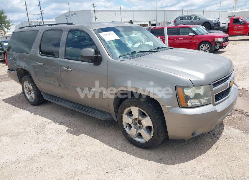 2008 Chevrolet Suburban 1500 LT (VIN 1GNFC16J78J228338) main photo