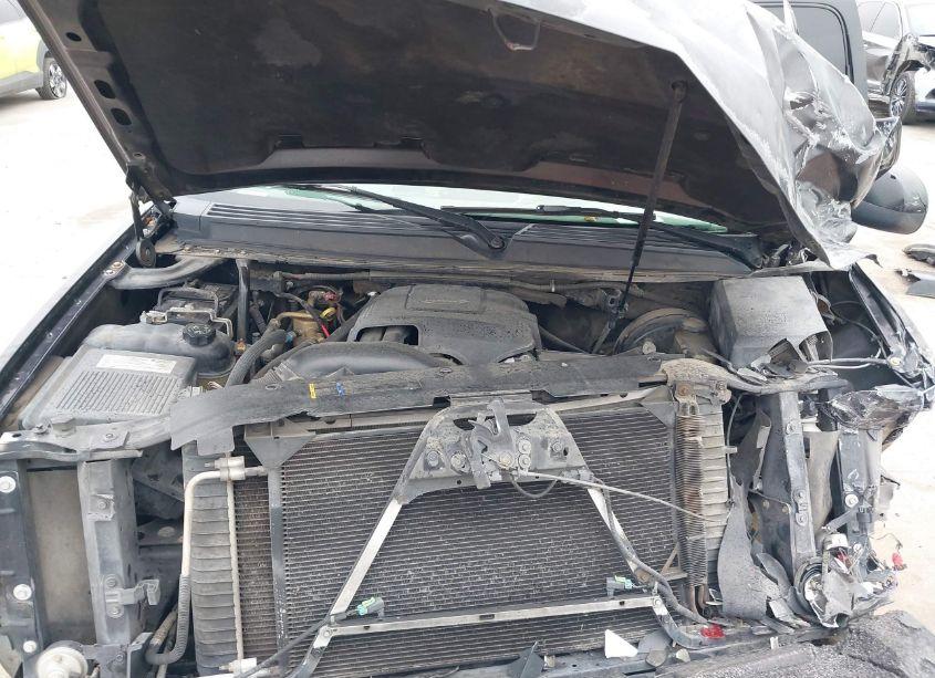 Photo 10 of 2007 Chevrolet Suburban 1500 LT (VIN 1GNFC16J87J221526)