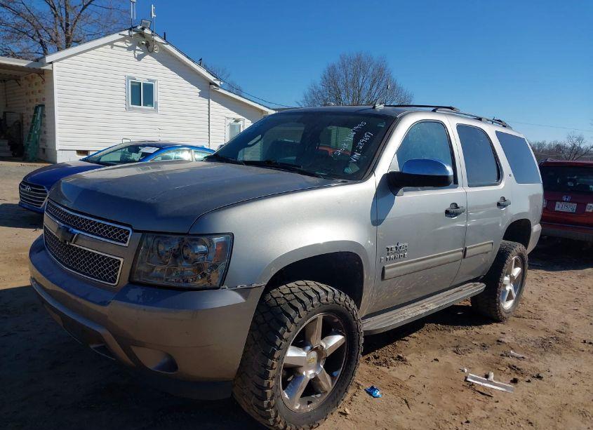 Photo 2 of 2009 Chevrolet Tahoe LT1 (VIN 1GNFC23009R289647)