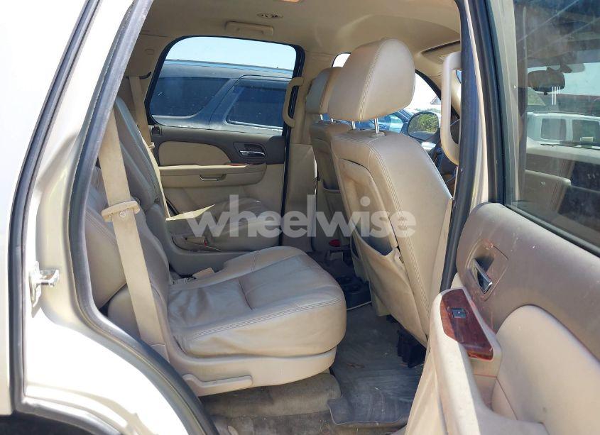 Photo 8 of 2009 Chevrolet Tahoe LT2 (VIN 1GNFC23049R154249)