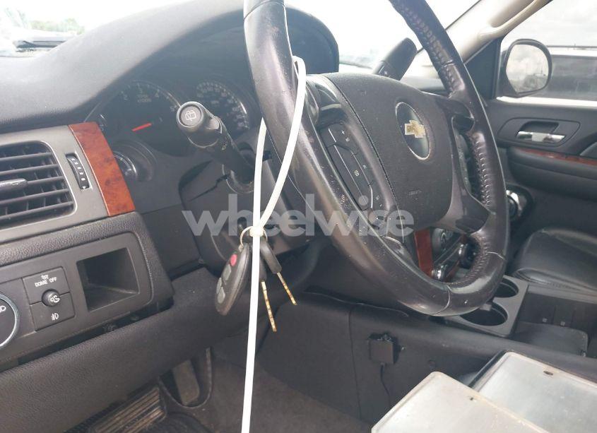 Photo 11 of 2009 Chevrolet Tahoe LT1 (VIN 1GNFC23059R156494)