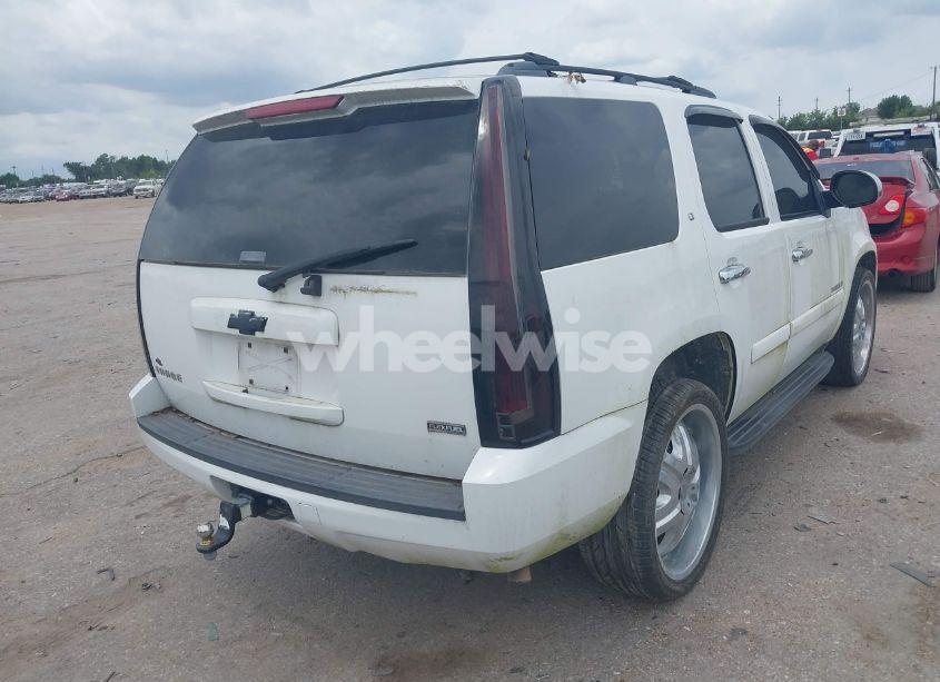 Photo 4 of 2009 Chevrolet Tahoe LT1 (VIN 1GNFC23059R156494)
