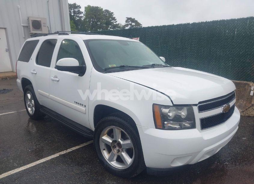 2009 Chevrolet Tahoe LT2 (VIN 1GNFC23059R217780) main photo