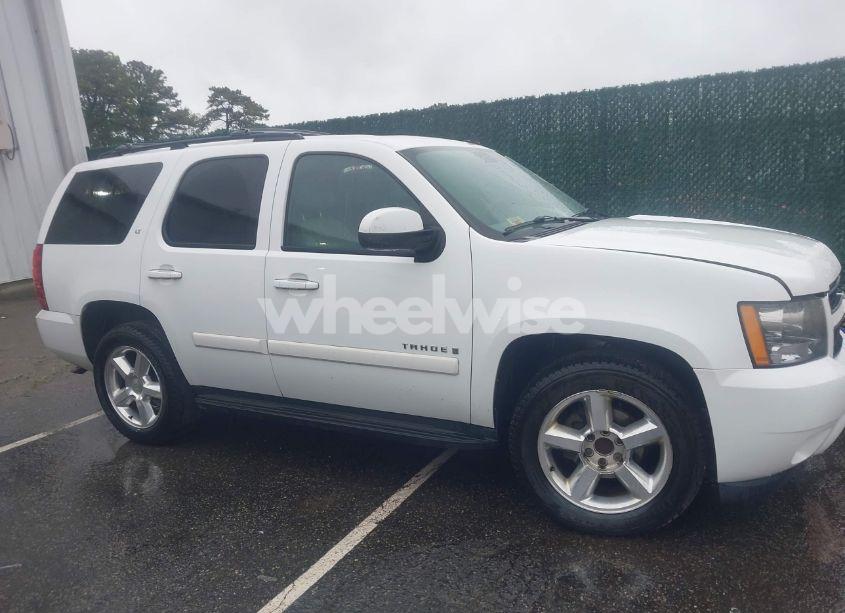 Photo 13 of 2009 Chevrolet Tahoe LT2 (VIN 1GNFC23059R217780)