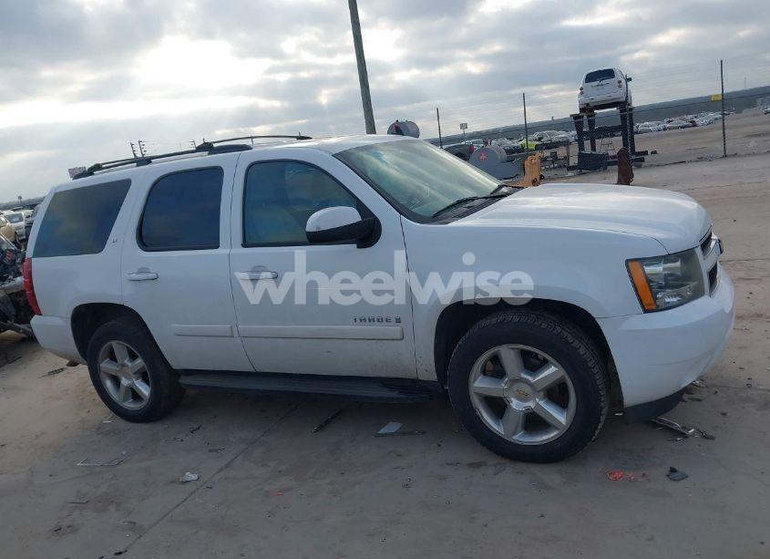 Photo 13 of 2009 Chevrolet Tahoe LT2 (VIN 1GNFC23079R174317)