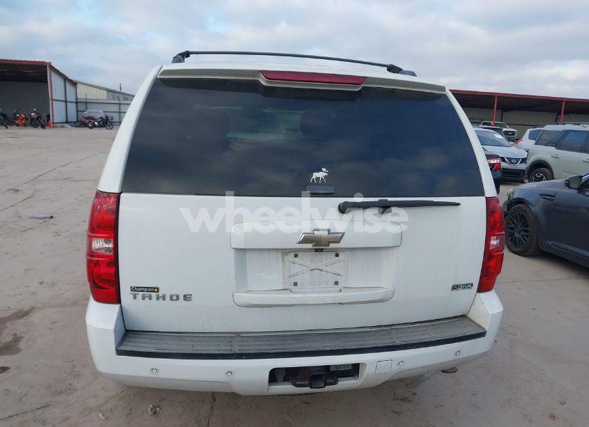 Photo 16 of 2009 Chevrolet Tahoe LT2 (VIN 1GNFC23079R174317)